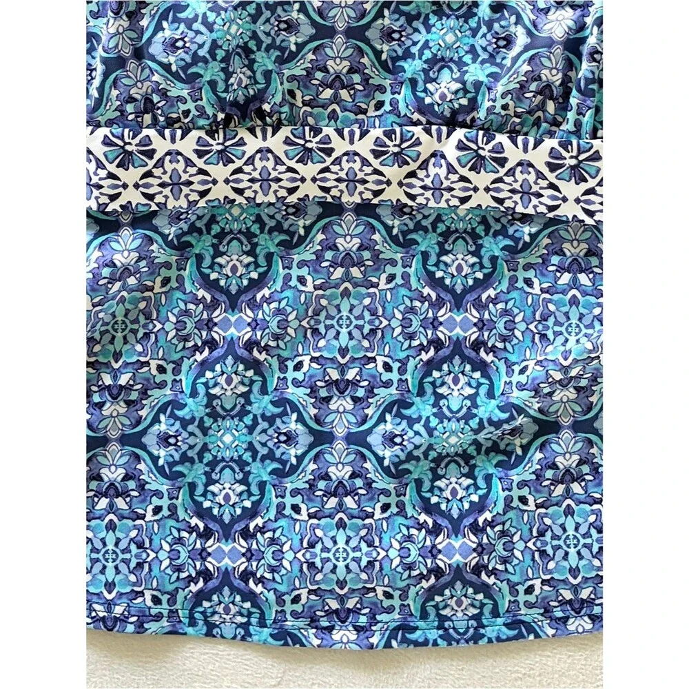 Lands’ End Tankini Top 4 Petite Blue Tile Print Underwire Resort Cruise Wear